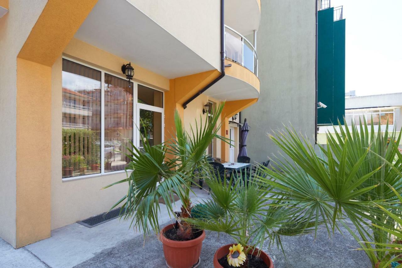 Guest House Plechkarovi Ravda Exterior foto